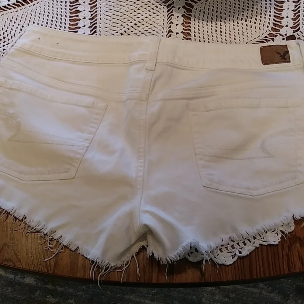 American Eagle white denim shorts - Picture 3 of 7